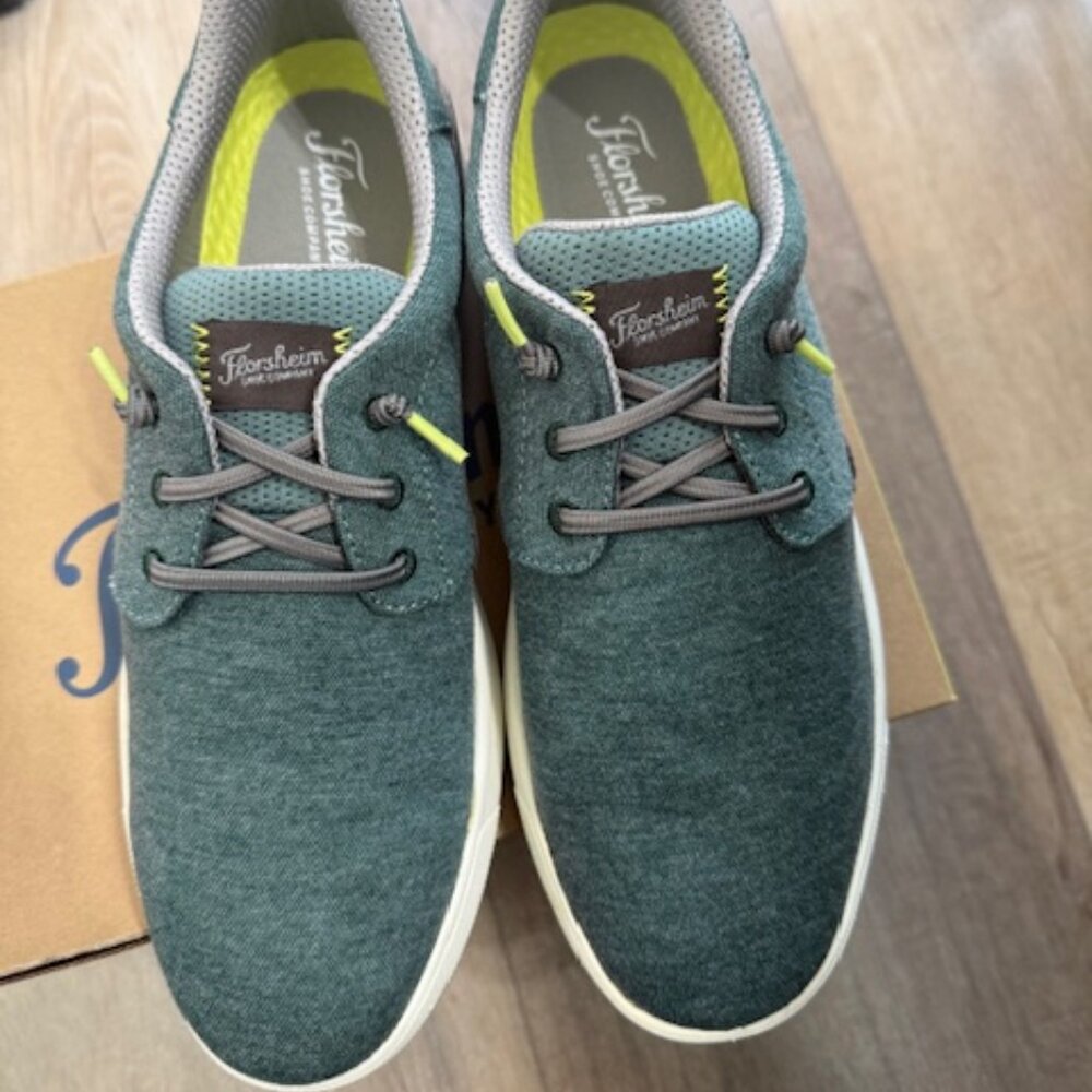 NEW Men's Crossover Lace Slip On Sneaker Shoe Sz. 8M